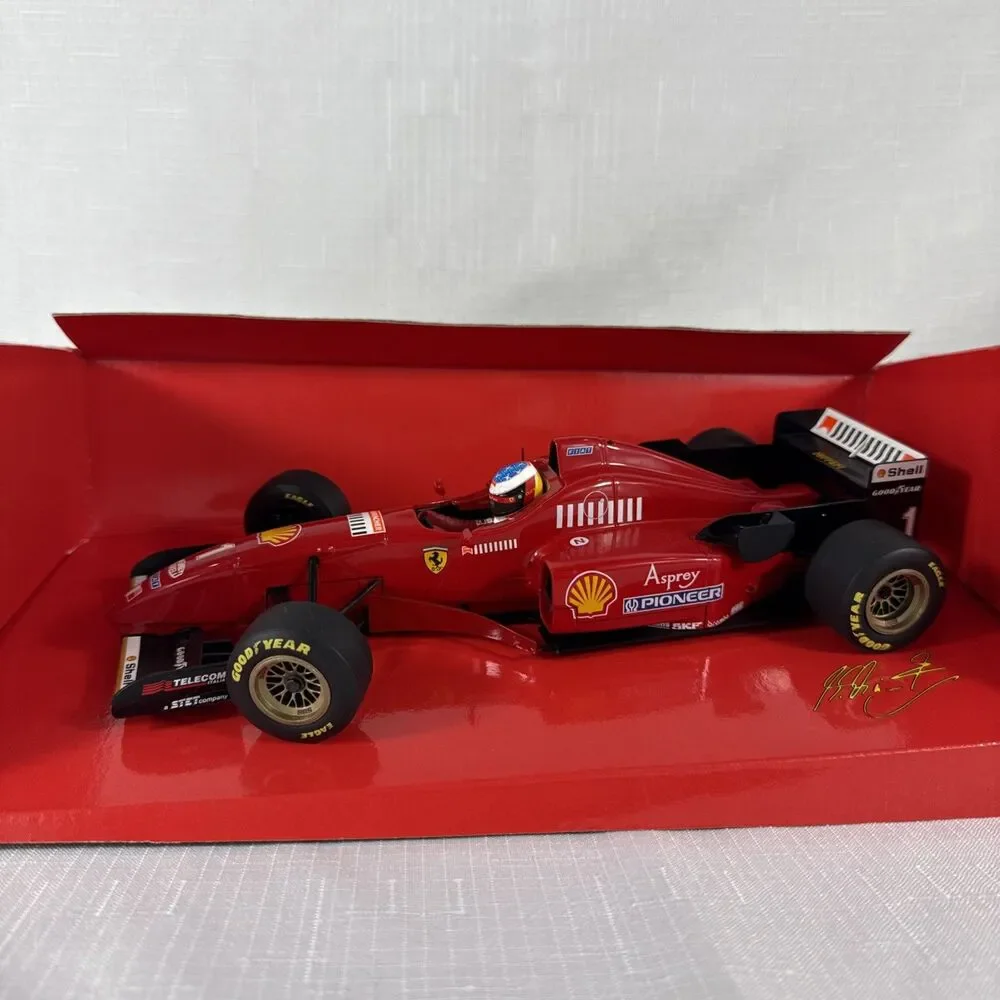Paul's Model Art 1:18 1996 Ferrari F310 Michael Schumacher Collection #1